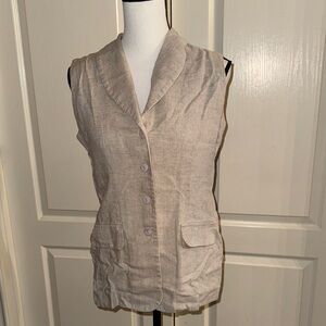 JUNIORS - Sleeveless Beige Vest with Buttons - Size 7